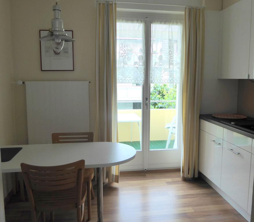 B&B Schlettstadterstrasse Basel Exteriör bild