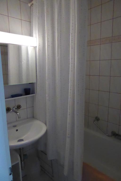 B&B Schlettstadterstrasse Basel Exteriör bild